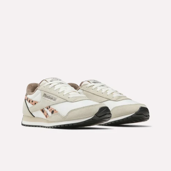 Classic AZ-skor för damer