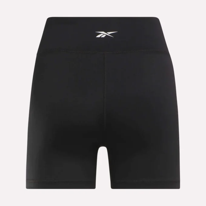 Core högmidjade shorts för damer