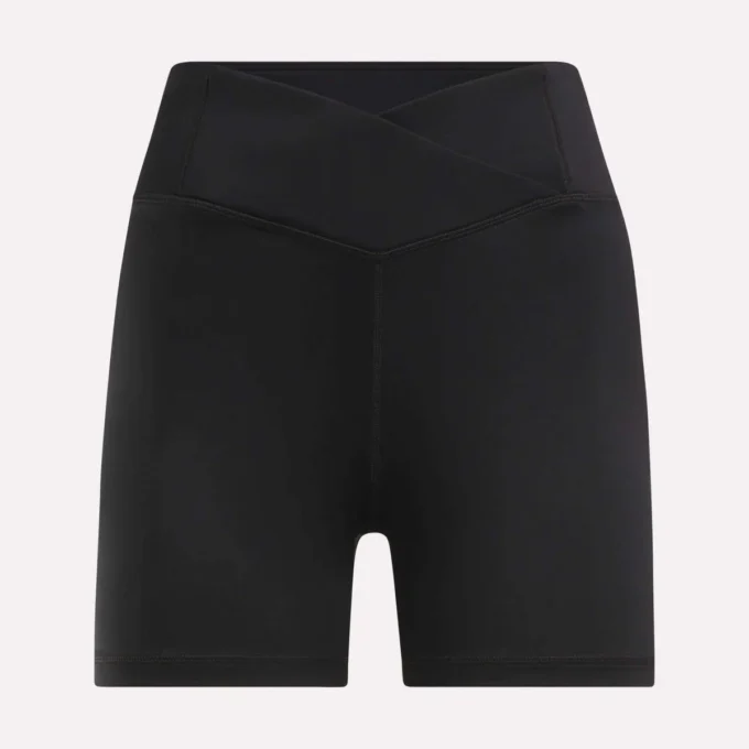 Core högmidjade shorts för damer