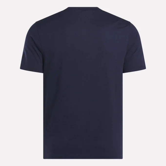Herr-T-shirt med kort ärm, rund hals och liten logotyp Herr-T-shirt med kort ärm, rund hals och liten logotyp