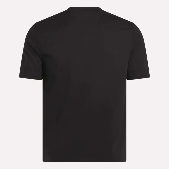 Herr-T-shirt med kort ärm, rund hals och liten logotyp Herr-T-shirt med kort ärm, rund hals och liten logotyp