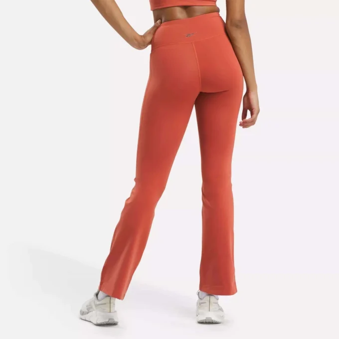 Lux High-Rise Mini-Flare-byxor för damer Lux High-Rise Mini-Flare-byxor för damer