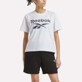 Oversized kortärmad T-shirt med stort logo för damer