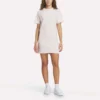 Oversized T-shirtklänning för dam Oversized T-shirtklänning för dam