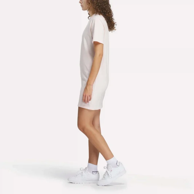 Oversized T-shirtklänning för dam Oversized T-shirtklänning för dam