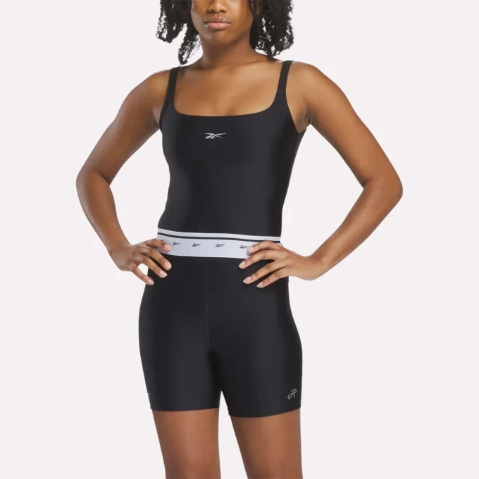 Reebok x Angel Reese Bodysuit för damer Reebok x Angel Reese Bodysuit för damer