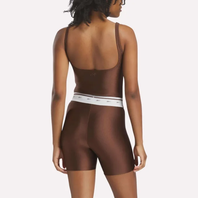 Reebok x Angel Reese Bodysuit för damer Reebok x Angel Reese Bodysuit för damer