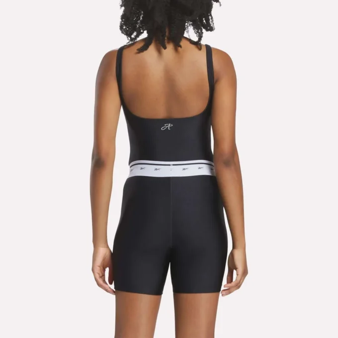 Reebok x Angel Reese Bodysuit för damer Reebok x Angel Reese Bodysuit för damer