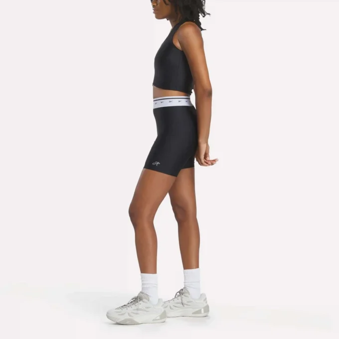 Reebok x Angel Reese cykelbyxor för damer Reebok x Angel Reese cykelbyxor för damer