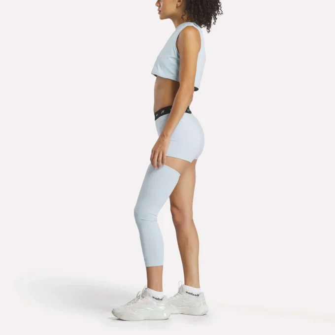Reebok x Angel Reese kort linne