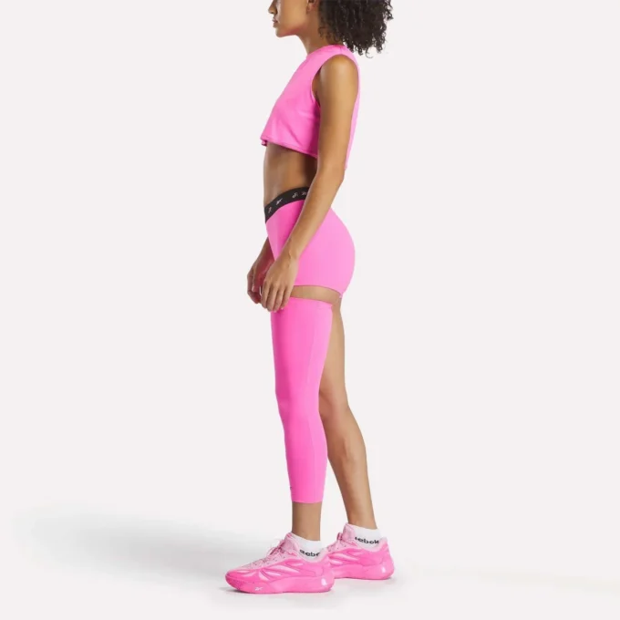 Reebok x Angel Reese kort linne