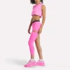 Reebok x Angel Reese minishorts och ärm