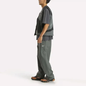 Reebok x MARKET Vändbar väst Reebok x MARKET Vändbar väst