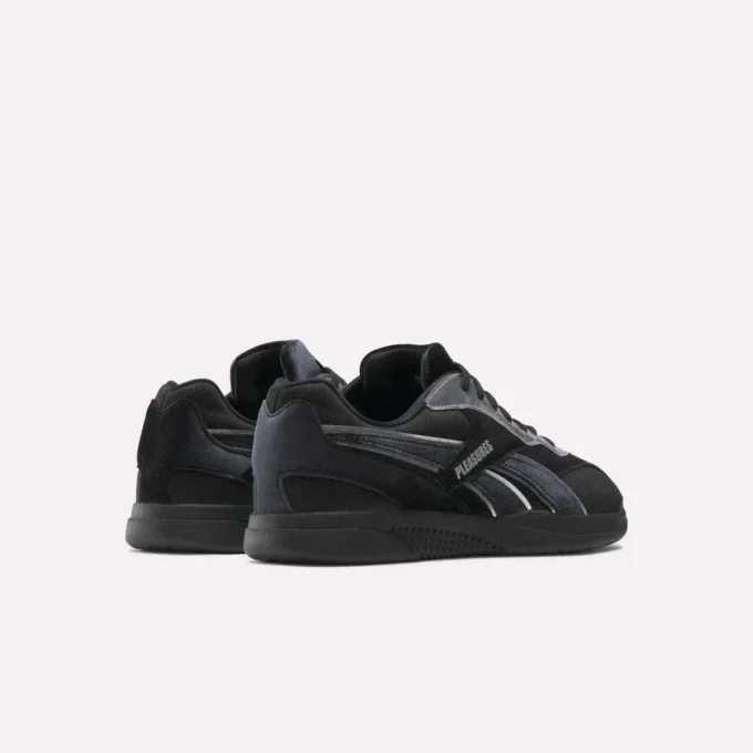 Reebok x PLEASURES Hammer Street-skor Reebok x PLEASURES Hammer Street-skor
