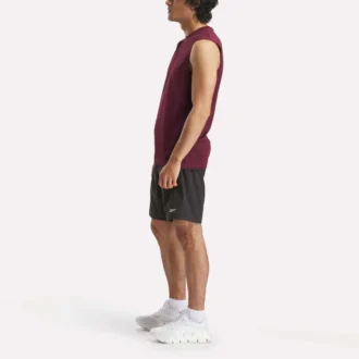 Train Sleeveless Tech Tee för herr